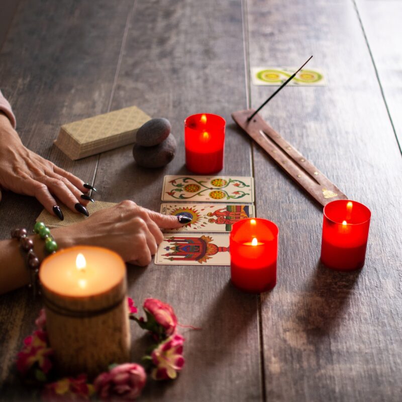tarot card reader